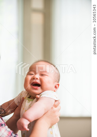 Smiling baby Smiling baby 10565343