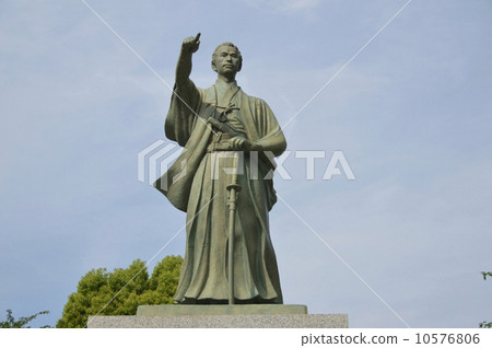 Katsu海船的青銅雕像(Sumida區政府·Urawoi廣場/東京都Sumida Ward Azuma Bridge 1 - 23 - 20) Katsu海船的青銅雕像(Sumida區政府·Urawoi廣場/東京都Sumida Ward Azuma Bridge 1 - 23 - 20) 10576806