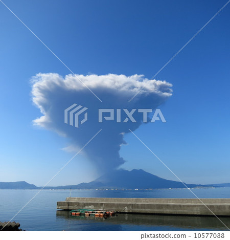 Okinoshima Okinoshima 10577088