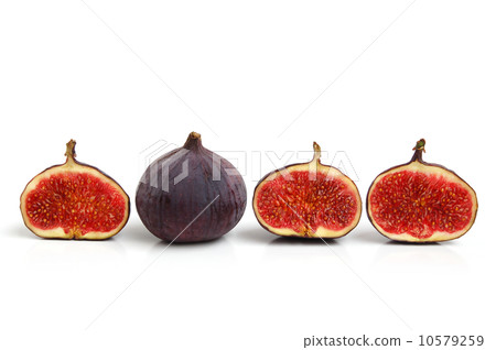 Fresh figs 10579259