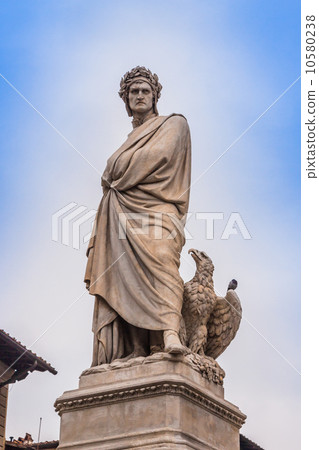 The famous poet Dante Alighieri. Piazza Santa Croce in Florence, The famous poet Dante Alighieri. Piazza Santa Croce in Florence, 10580238