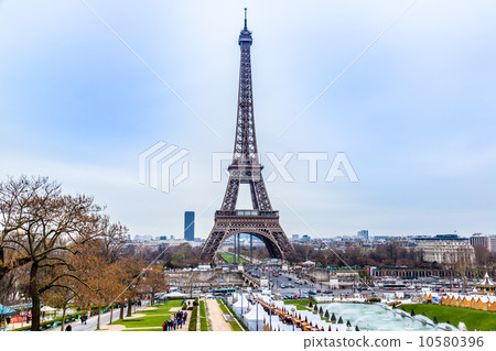 Eiffel Tower in Paris France on a beautiful sunny day Eiffel Tower in Paris France on a beautiful sunny day 10580396