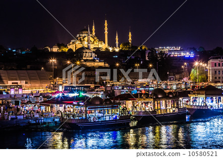 Night view on the restaurants at the end of the Galata bridge, S 10580521