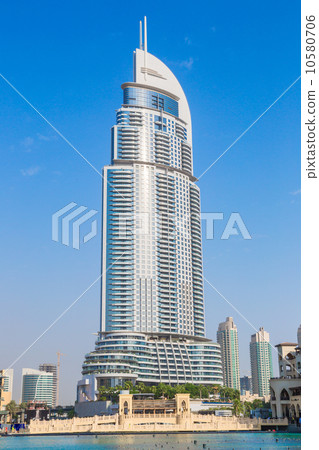 Address Hotel in the downtown Dubai area overlooks the famous da Address Hotel in the downtown Dubai area overlooks the famous da 10580706
