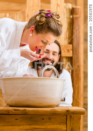 Couple at wellness spa enjoying romantic trip Couple at wellness spa enjoying romantic trip 10581978