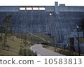 Dam 10583813