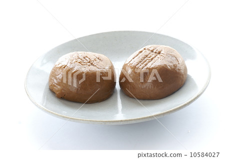 Brown Manju Brown Manju 10584027
