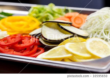 fresh vegetables fresh vegetables 10595650