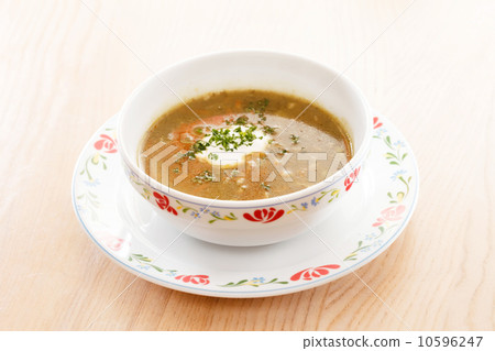 tasty soup 10596247