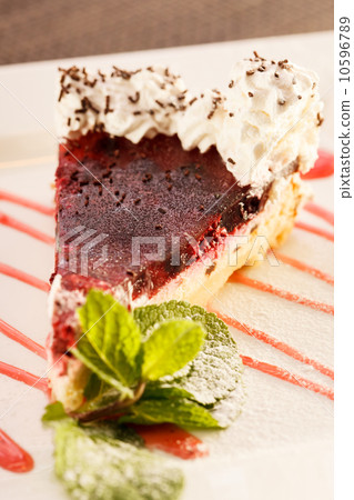 cake with strawberry jelly 10596789