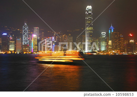 Night view of Hong Kong 10598653