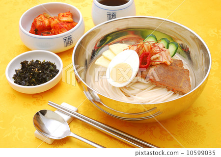 Cold noodle Cold noodle 10599035