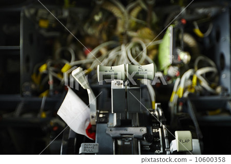 Cockpit under heavy maintenance. Cockpit under heavy maintenance. 10600358