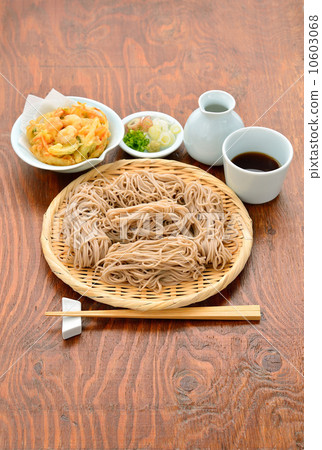 Togakushi蕎麥麵(信州蕎麥麵·Zaru蕎麥麵)的形象。 Togakushi蕎麥麵(信州蕎麥麵·Zaru蕎麥麵)的形象。 10603068