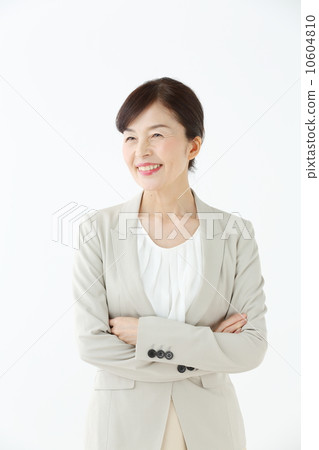 Senior women 10604810