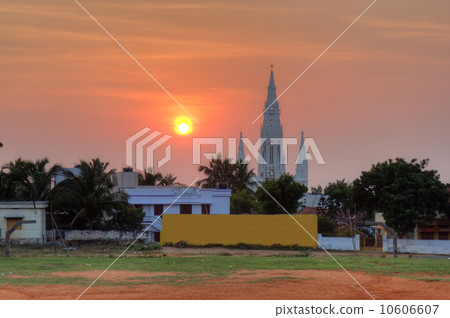 Sunrise on sea. Southernmost point of India. Comorin or Kanyakumari, Tamilnadu, India 10606607