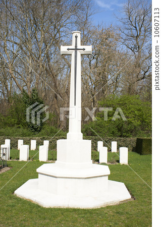 Cross of Sacrifice world war 1 cemetery 10607113