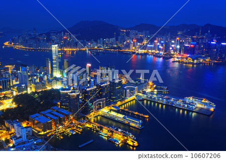 Aerial view of Hong Kong harbor from Kowloon island Aerial view of Hong Kong harbor from Kowloon island 10607206