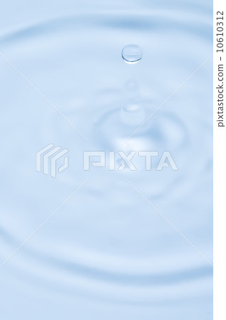 水滴和漣漪 水滴和漣漪 10610312