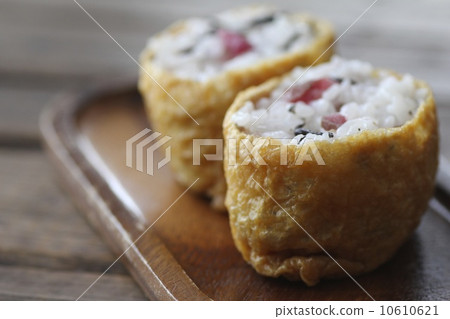 梅子羊棲菜什錦飯壽司 梅子羊棲菜什錦飯壽司 10610621