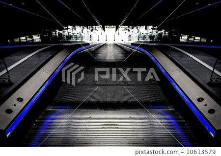 Birmingham Libray Birmingham Libray 10613579