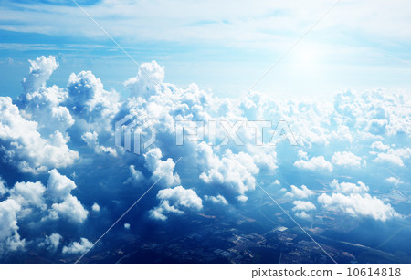 clouds and sky 10614818