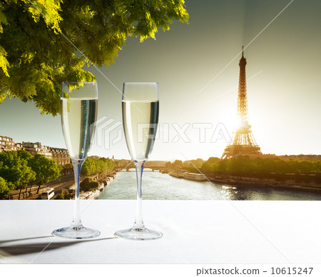champaign Glasses and  Eiffel tower in Paris 10615247