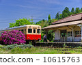 Kominato railroad in the early summer - Uezumi tombrami station where azaleas bloom 10615763
