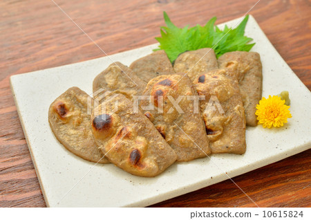 Black Hanpen. (Shizuoka Prefecture Yaizu) 10615824