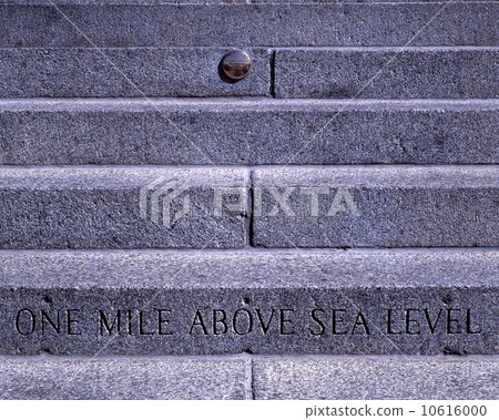 1 mile above sea level on the stairs of Colorado State Capitol 10616000