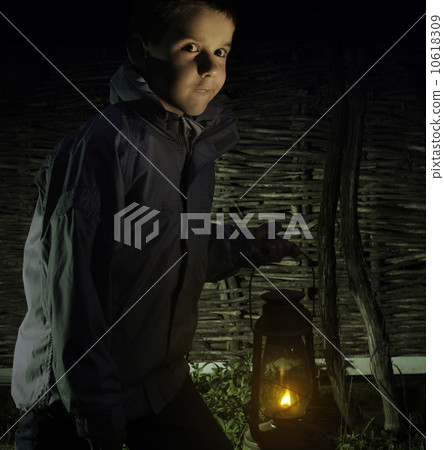 Child walk in the darkness 10618309