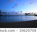Quiet ocean in Hawaii 10620708