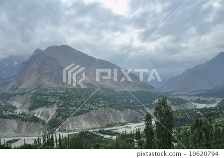 Hunza Valley，吉爾吉特，巴基斯坦 10620794