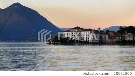 Lago Maggiore 10621860