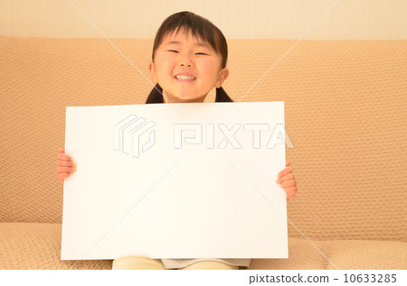 有留言簿的一個女孩 10633285