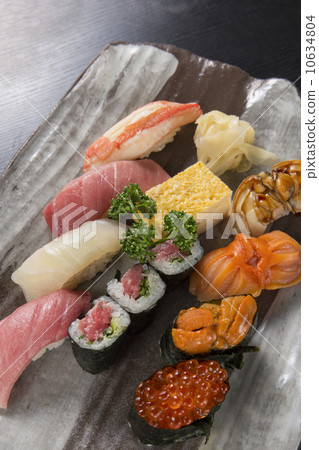 Special season sushi 10634804