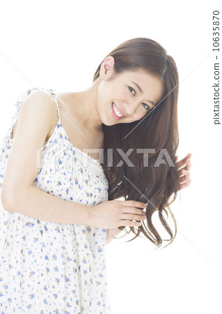 young woman young woman 10635870