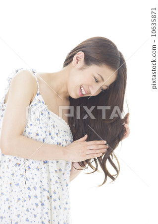 年輕的女士 年輕的女士 10635871