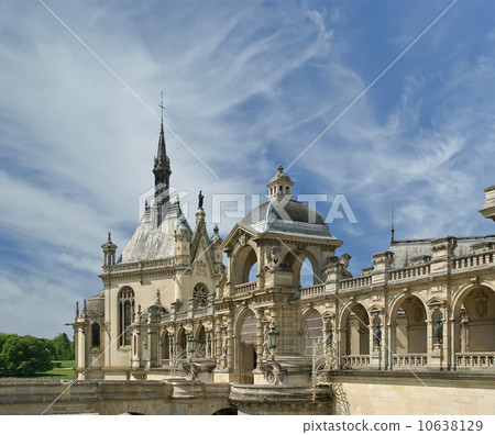 Chateau de Chantilly ( Chantilly Castle ), Oise, Picardie 10638129