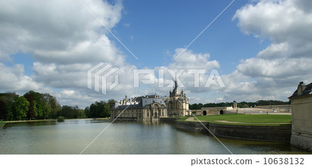 Chateau de Chantilly ( Chantilly Castle ), Oise, Picardie 10638132