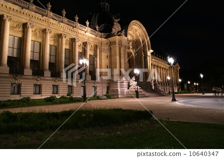 The Petit Palais (Small Palace) is a museum in Paris, France The Petit Palais (Small Palace) is a museum in Paris, France 10640347