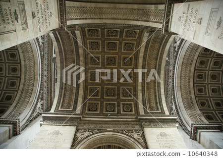 Arc de Triomphe, Paris, France. 10640348
