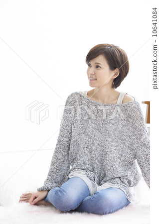 年輕的女士 10641084