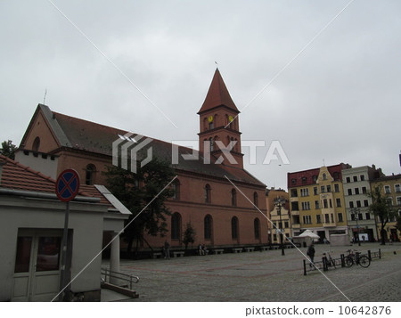 Visit the city of Poland (Torun, St. Jacob's Church at New Town Square) Visit the city of Poland (Torun, St. Jacob's Church at New Town Square) 10642876