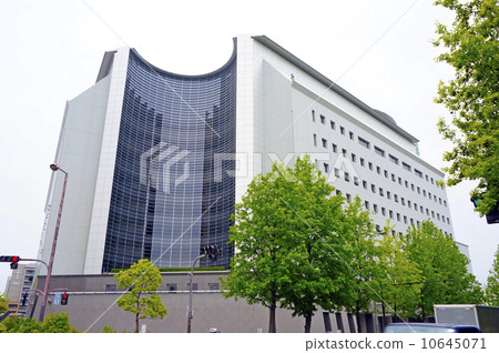 Osaka Prefectural Police Headquarters 10645071