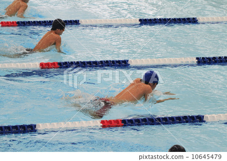 Breaststroke Breaststroke 10645479