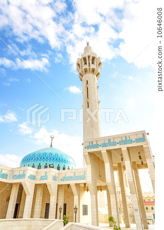 King Abdullah Mosque's Minaret (Jordan, Amman) 10646008