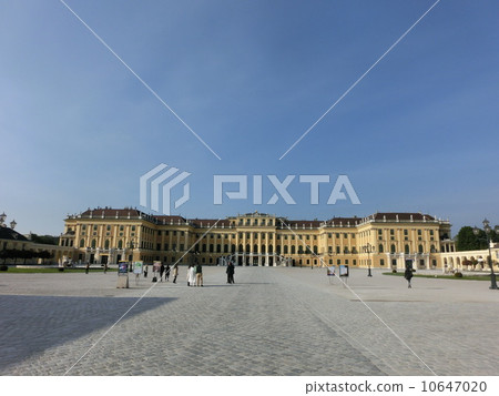 Schoenbrunn Schoenbrunn 10647020