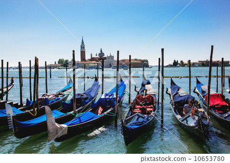 Venice with gondolas Venice with gondolas 10653780