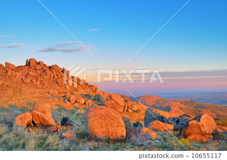 sunrise in the mountains landscape sunrise in the mountains landscape 10655117